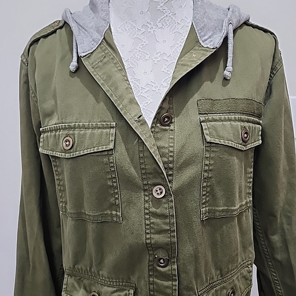 Divided H&M Womens Military Style Cargo Jacket Size 6 Army Green Hooded Shacket - Picture 2 of 10